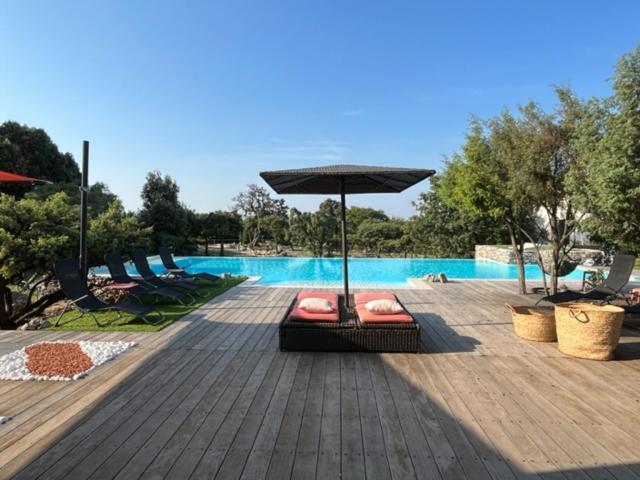 Le Domaine Du Cade-Gites D'Exception 4Etoiles "La Villa Du Cade" Cazevieille Exterior foto